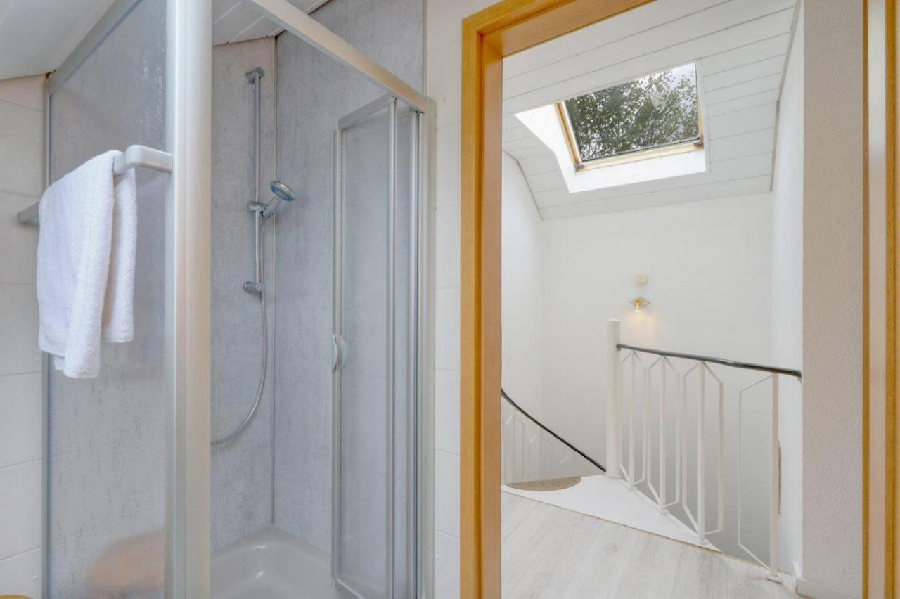 Seepark Kirchheim Ferienhaus Bei Zeta Mit Sauna Extérieur photo